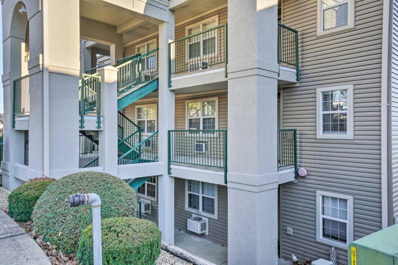 With Balcony, Near Silver Dollar City! * Branson