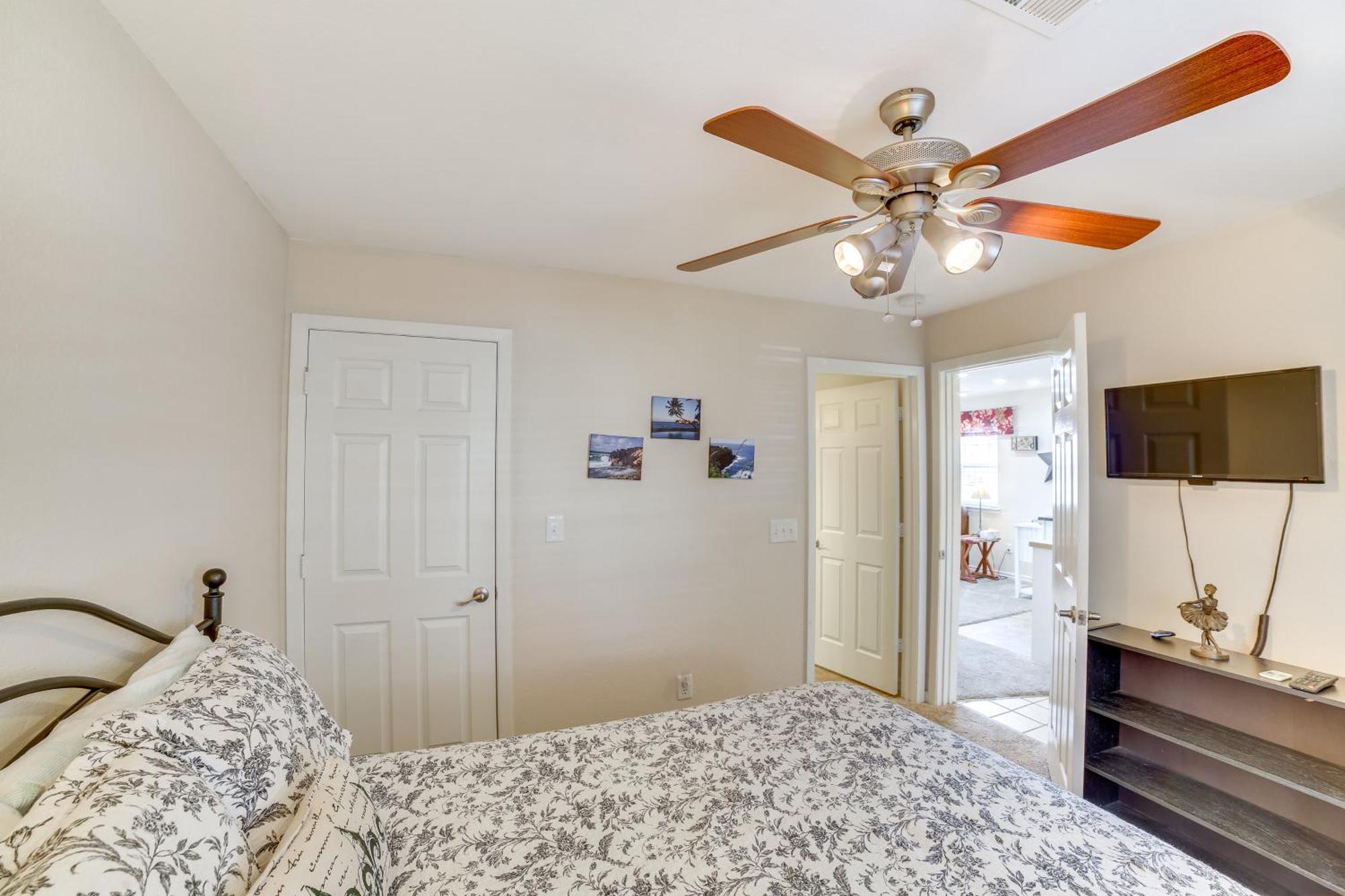 With Balcony, Near Silver Dollar City! Apartamento Branson